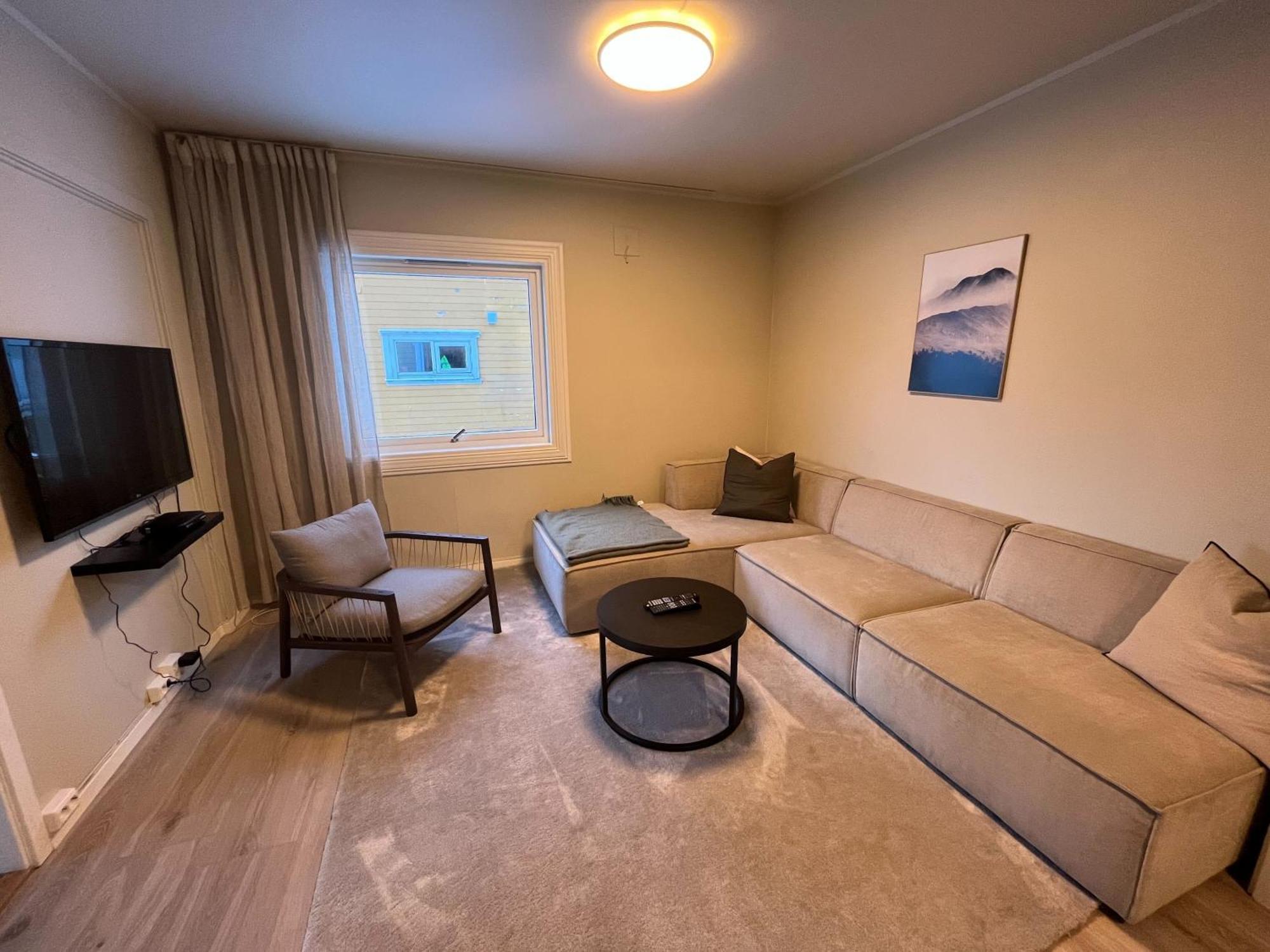 Enter Backpack Apartments Тромсе Екстер'єр фото
