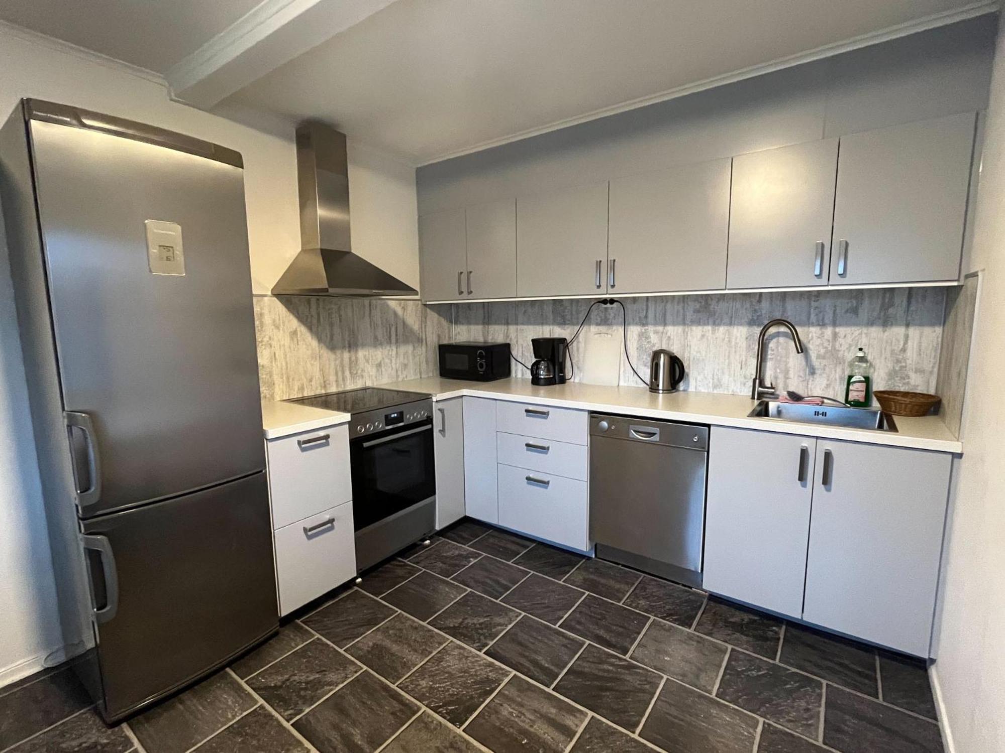 Enter Backpack Apartments Тромсе Екстер'єр фото